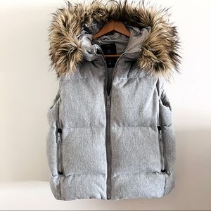 GAP Outdoor Edition Down Feather Puffer Vest